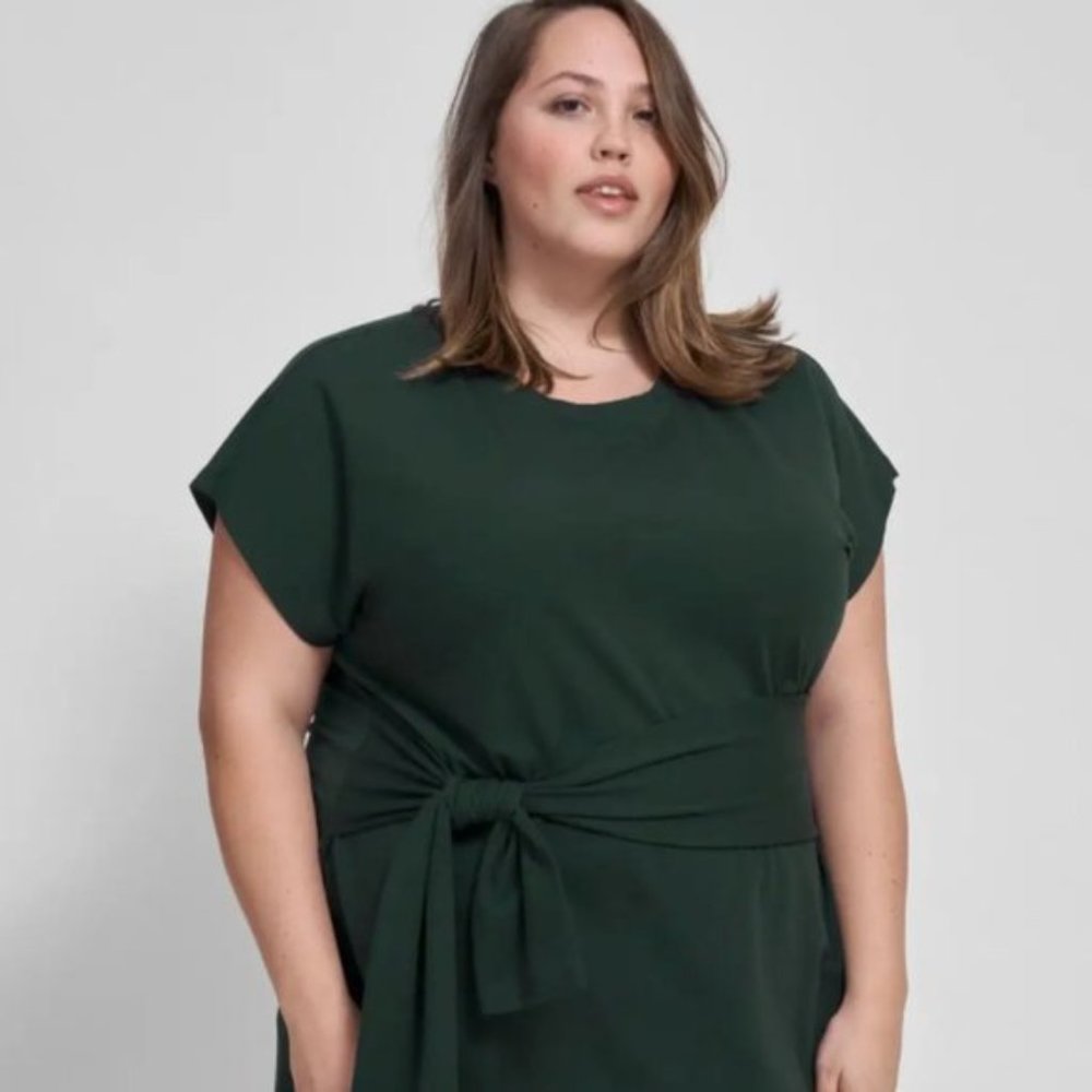 NWT Universal Standard Misa Dress in Forest Green